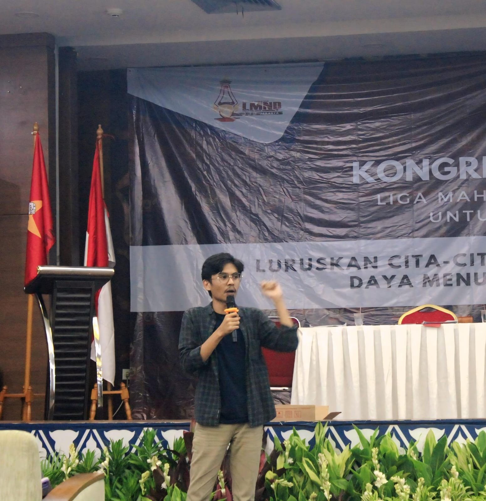 Komersialisasi dan Potret Data Realitas Pendidikan Nasional